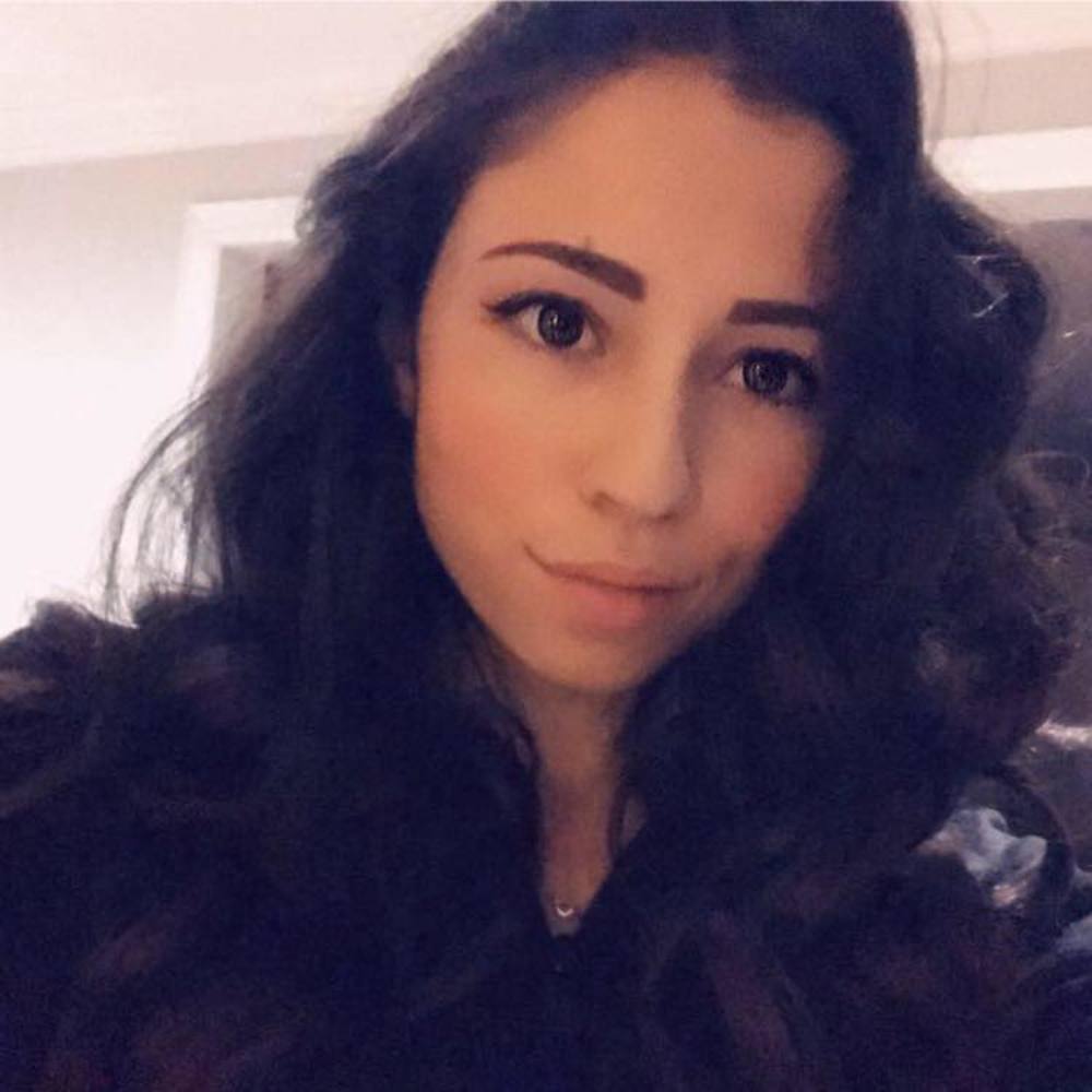 Meet your Posher, Sabrina